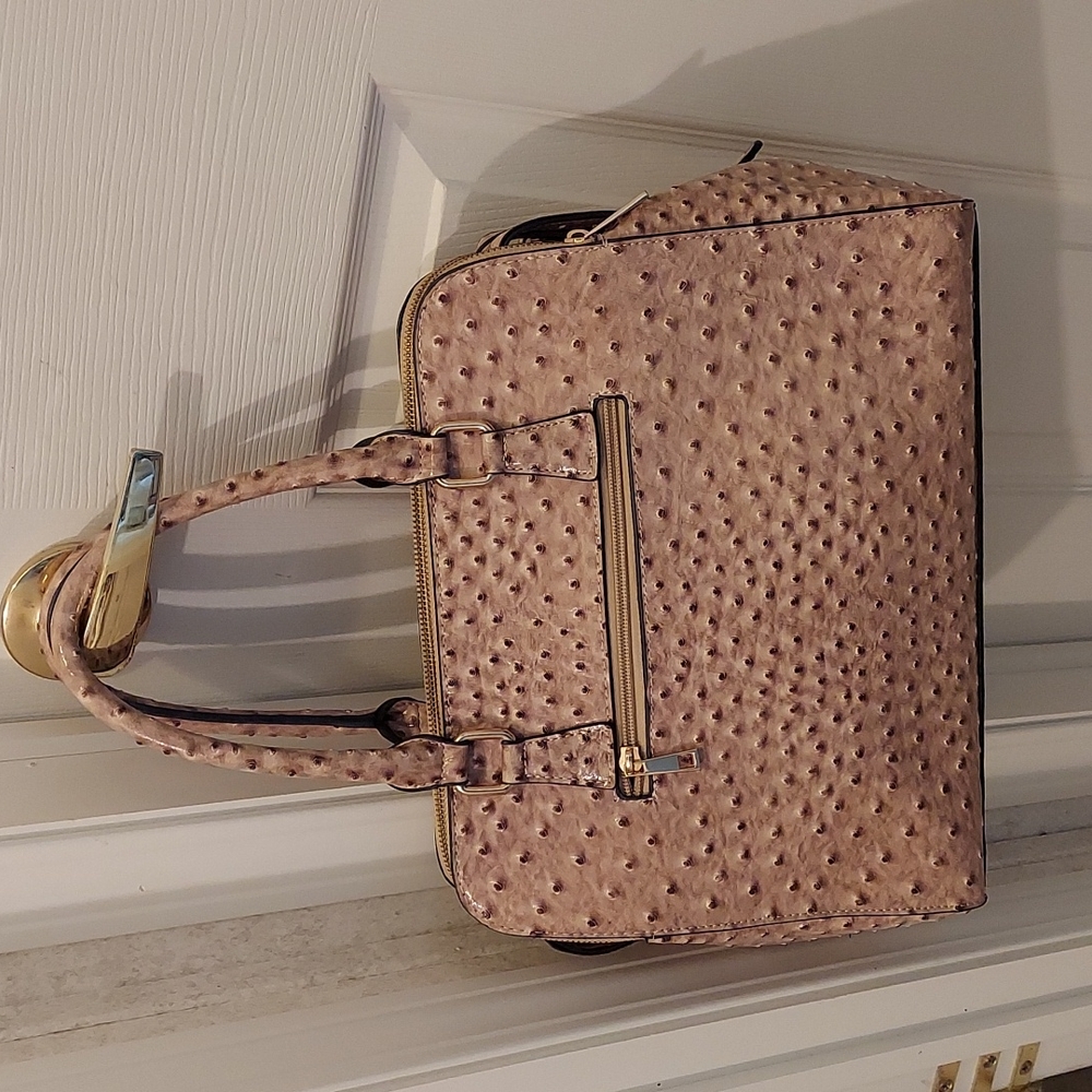 Fastionable Handbag - Picture 5 of 10